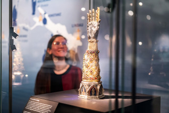 ARTIS-Uli Deck// 11.04.2024, Badisches Landesmuseum, BLM, Ausstellung „Welterbe des Mittelalters 1300 Jahre Klosterinsel Reichenau“, Große Landesausstellung 2024 - 20. April – 20. Oktober 2024 im Archäologischen Landesmuseum Baden-Württemberg (AL