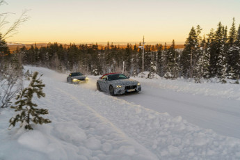 Zukünftiger Mercedes-AMG SL auf abschließender WintererprobungUpcoming Mercedes-AMG SL on final winter development drive