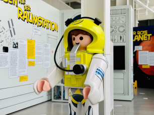 4_Astronaut_Kinder_Raumfahrt