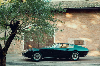 03_Maserati Ghibli 1966